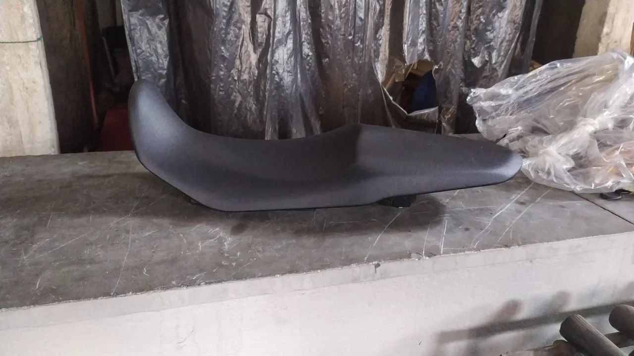 Banco da moto Lander 250 - Foto 3