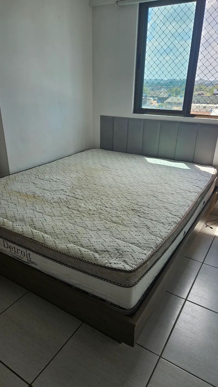 Colchão Queen + base