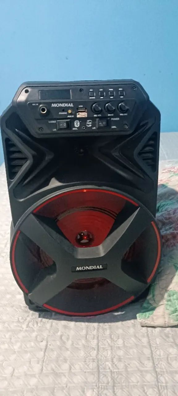 Caixa de som mondial bluetooth funcionando perfeitamente 
