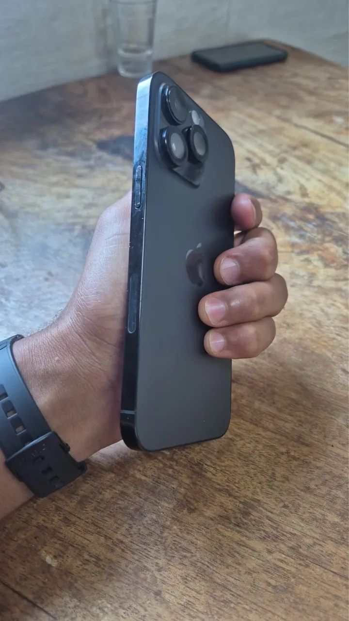 iPhone 14 Pro Max preto  - Foto 2