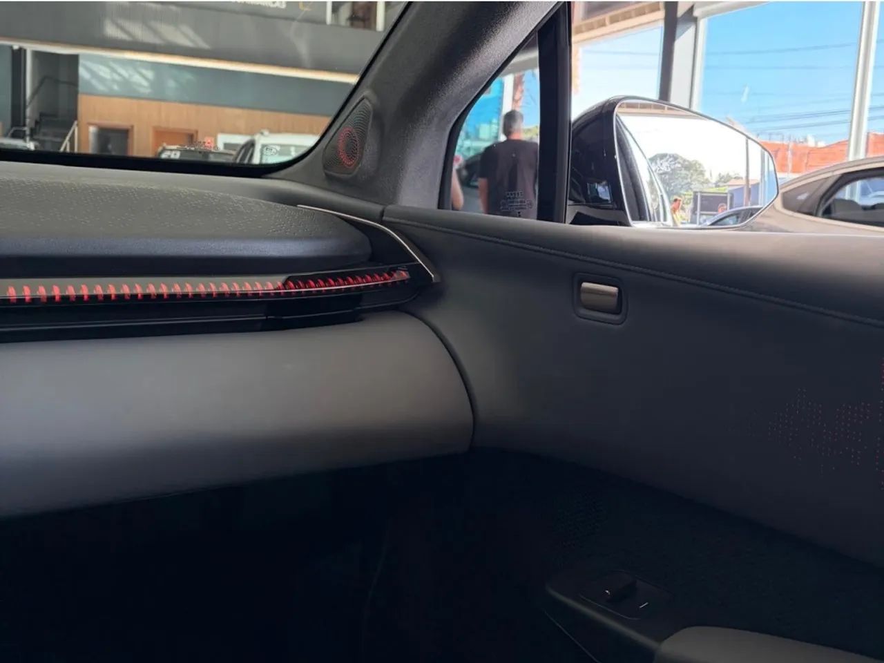 Zeekr X PREMIUM Premium (elétrico), foto 18 de 20
