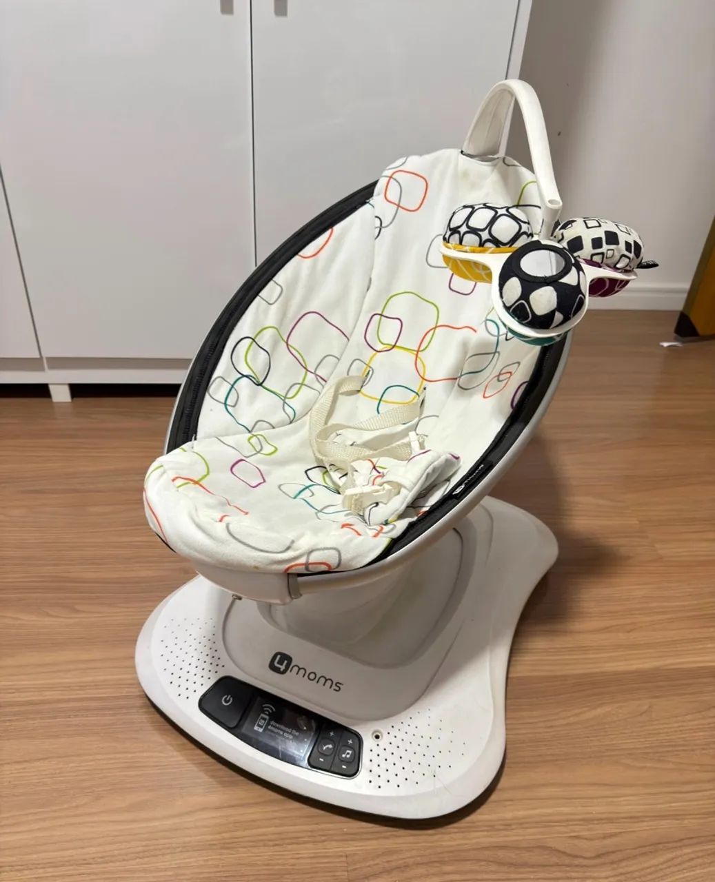 Cadeira mamaroo e bb conforto com carrinho e base evenflo 