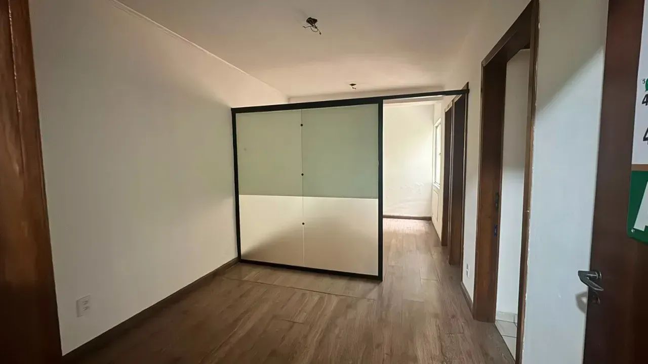 Imóvel para aluguel com 32 metros quadrados em Centro - Joinville - SC - Foto 4