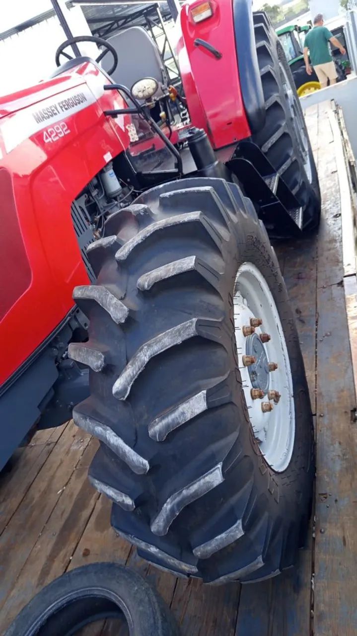 Trator agricola 4292 014 - Foto 5