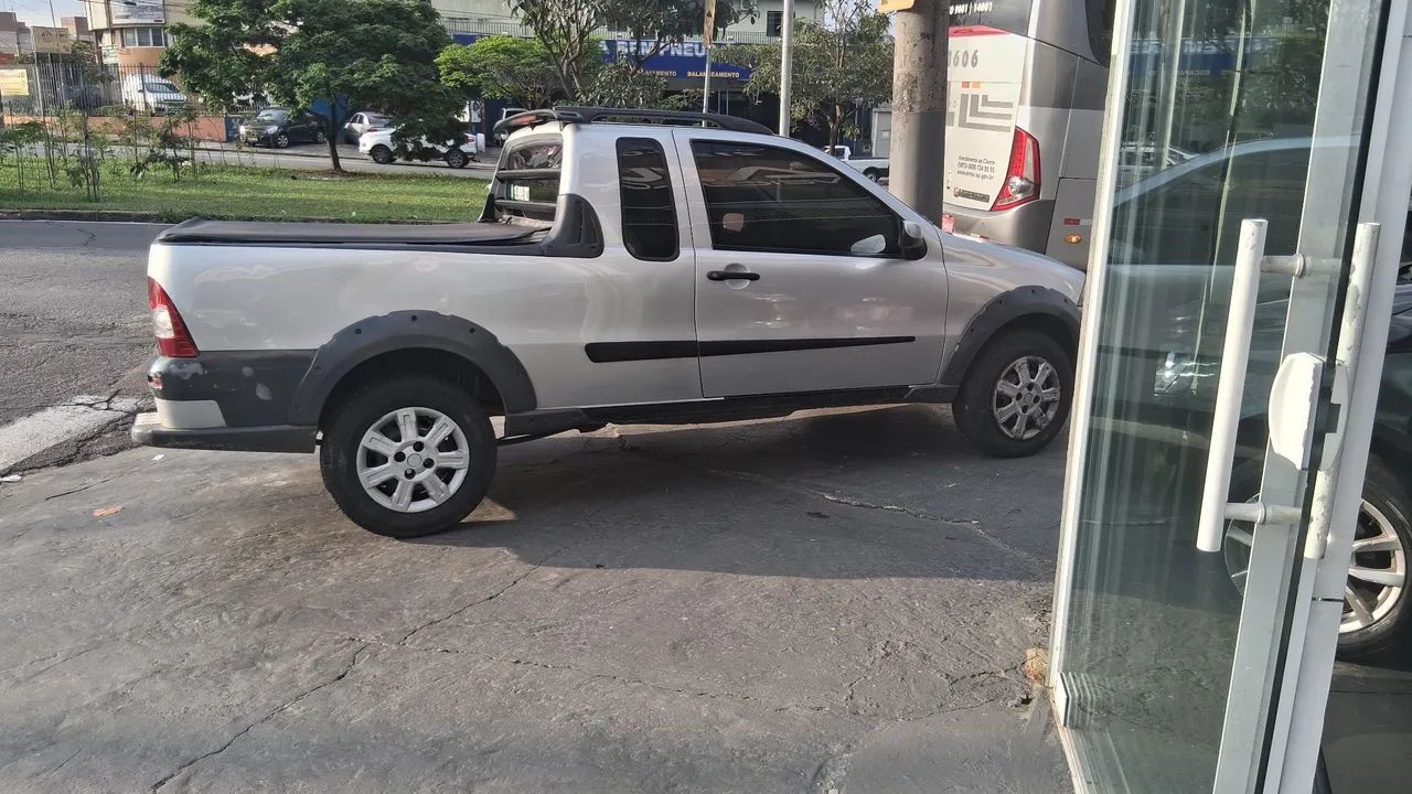 Fiat Strada Strada Trekking 1.4 mpi Fire Flex 8V CE 2009