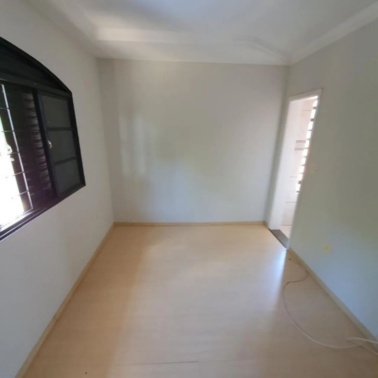 Sobrado com 4 quartos para alugar por R$ 3400.00, 188.00 m2 - ZONA 08 - MARINGA/PR - Foto 12
