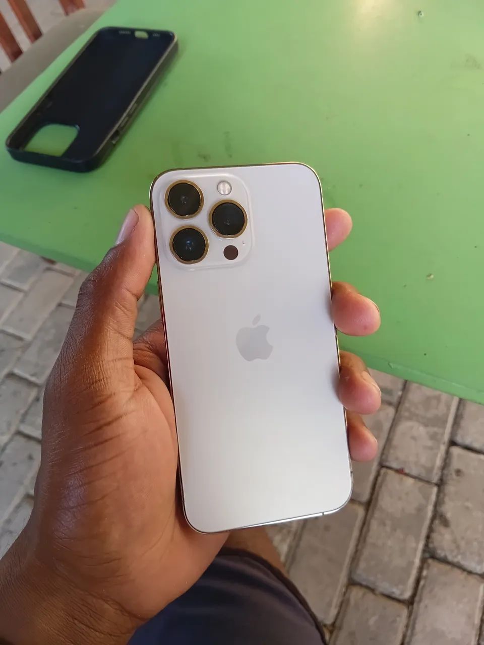 IPHONE 13 PRO - Foto 2
