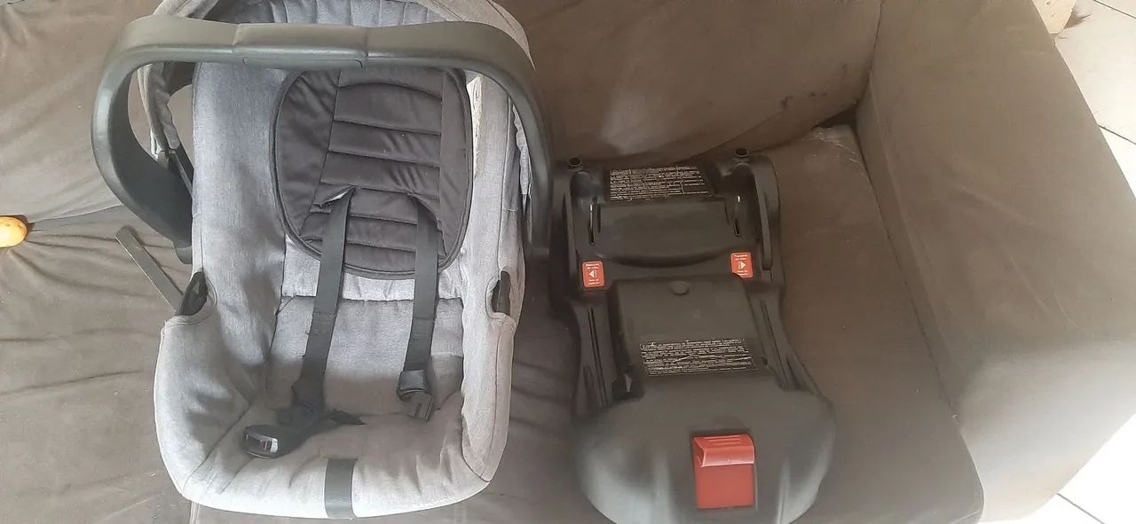 Bebê conforto infanti com base