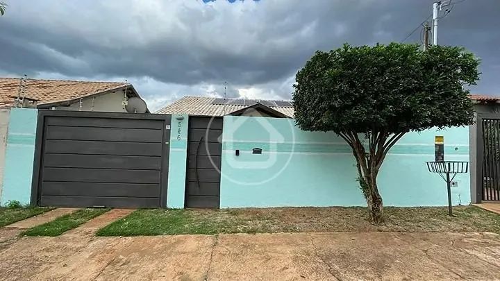 CASA COM 3 DORMITÓRIOS SENDO 2 SUÍTES JD PANAMÁ