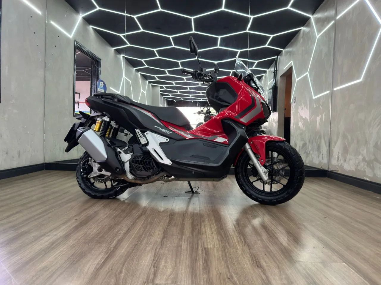 HONDA ADV 150  - Foto 2