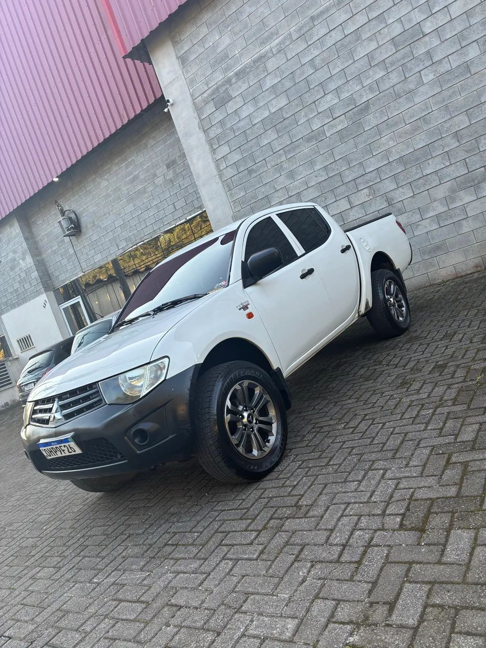 Mitsubishi L200 L200 Triton GL 3.2 CD TB Int. Dies. Mec. 2016