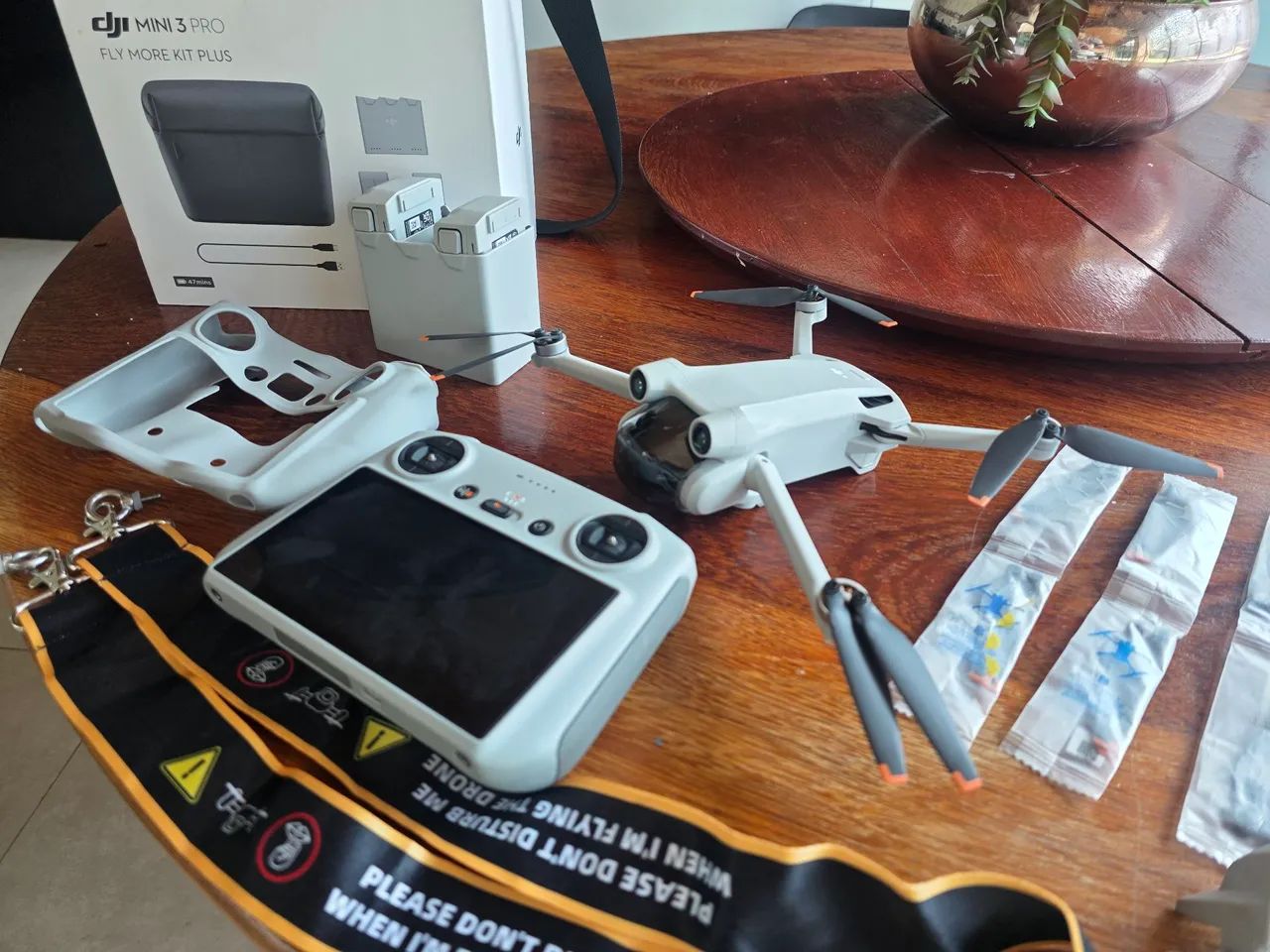 Drone Dji Mini 3 pro Fly More Kit Plus - Foto 2