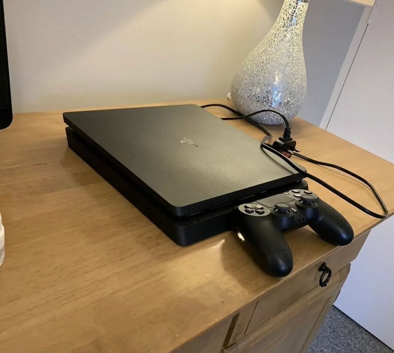 PlayStation 4 slim com garantia 