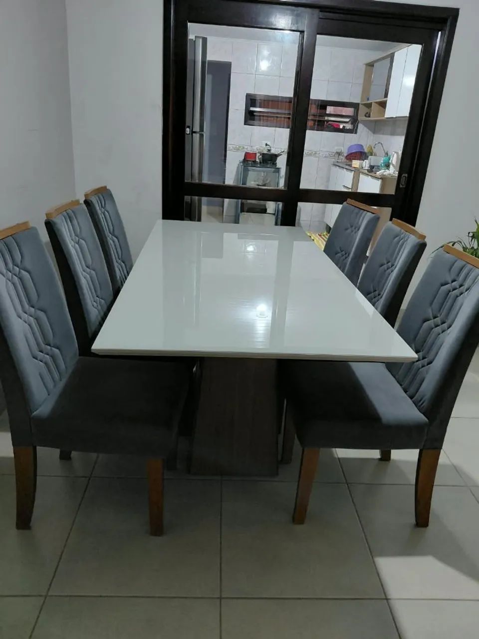 Mesa 6 cadeiras 