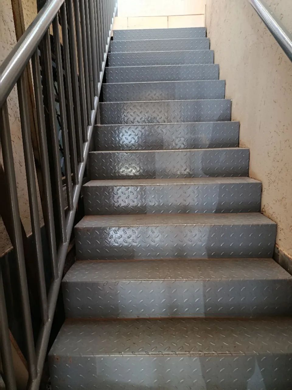 Alugo apartamento QNQ 4