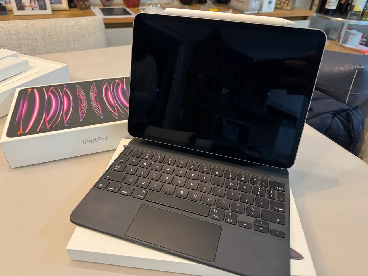 iPad Pro 11 M2 128GB + Magic Keyboard + Apple Pencil 2 | Excelente - Foto 5