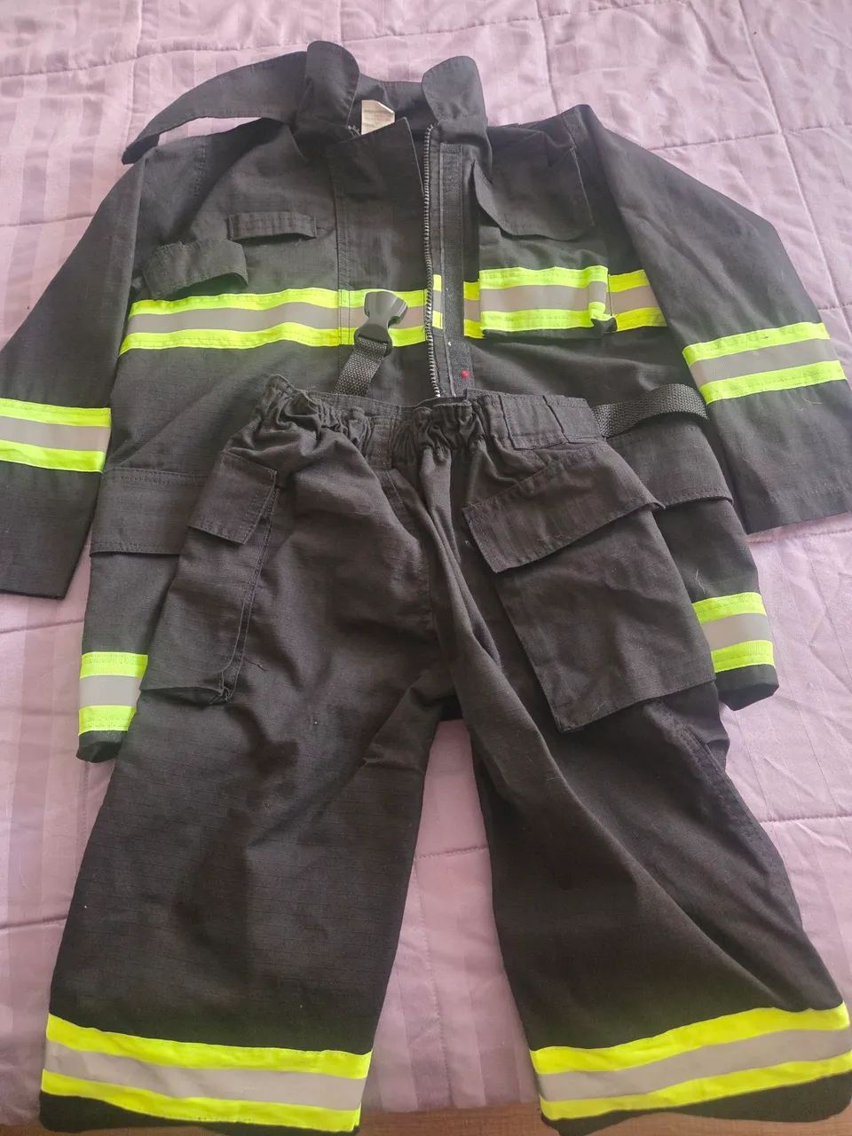 Uniforme de bombeiros infantil