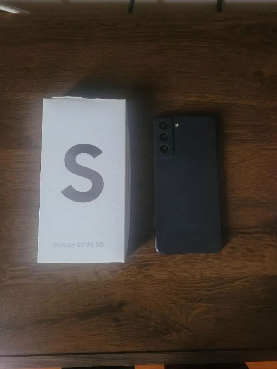 Samsung S21 FE 5G Com Caixa - Funcionando tudo.