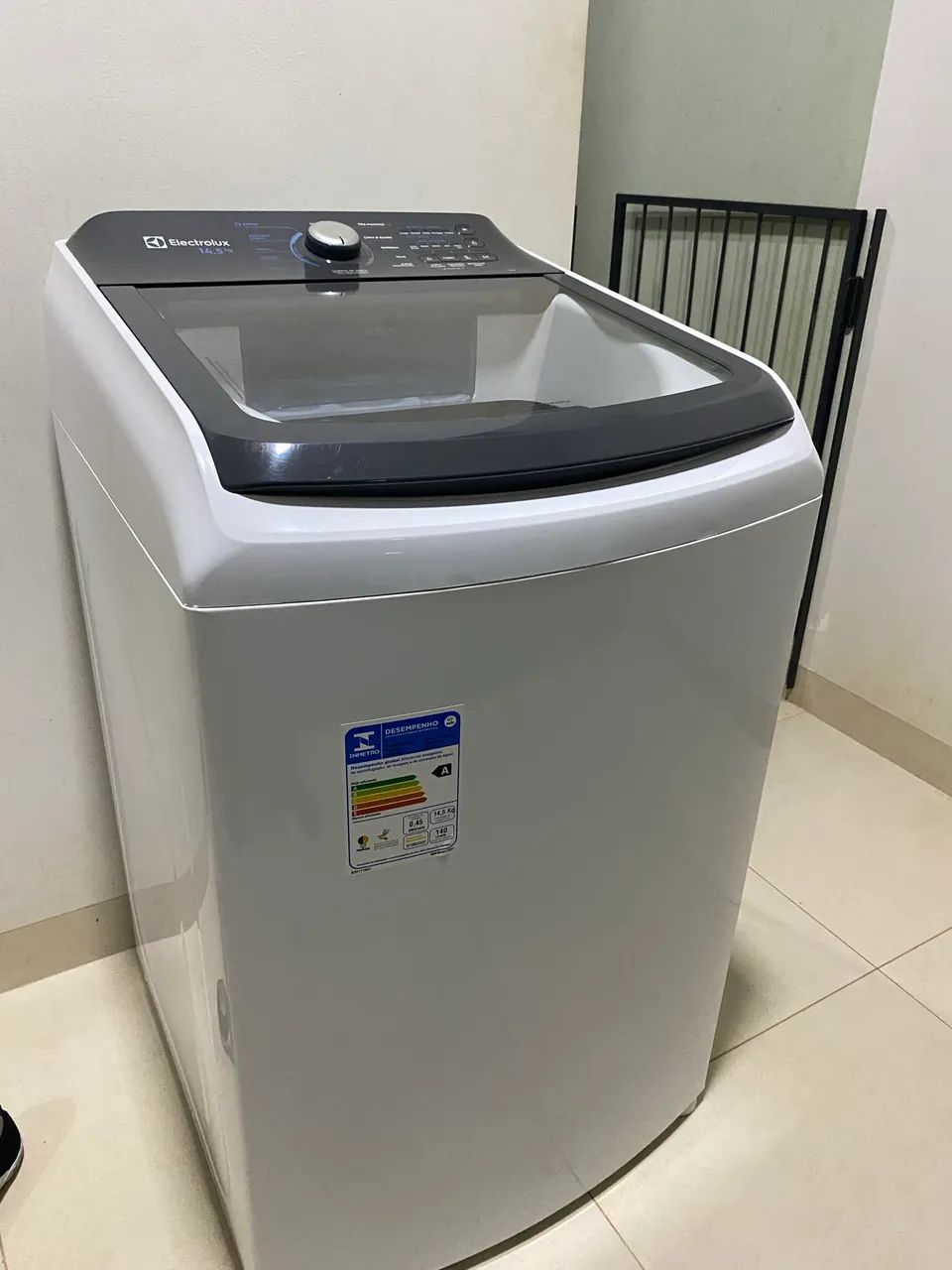 Máquina de lavar roupas 