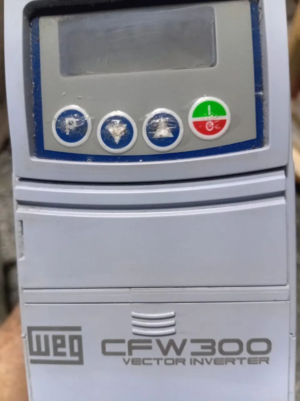 INVERSOR DE FREQUÊNCIA 