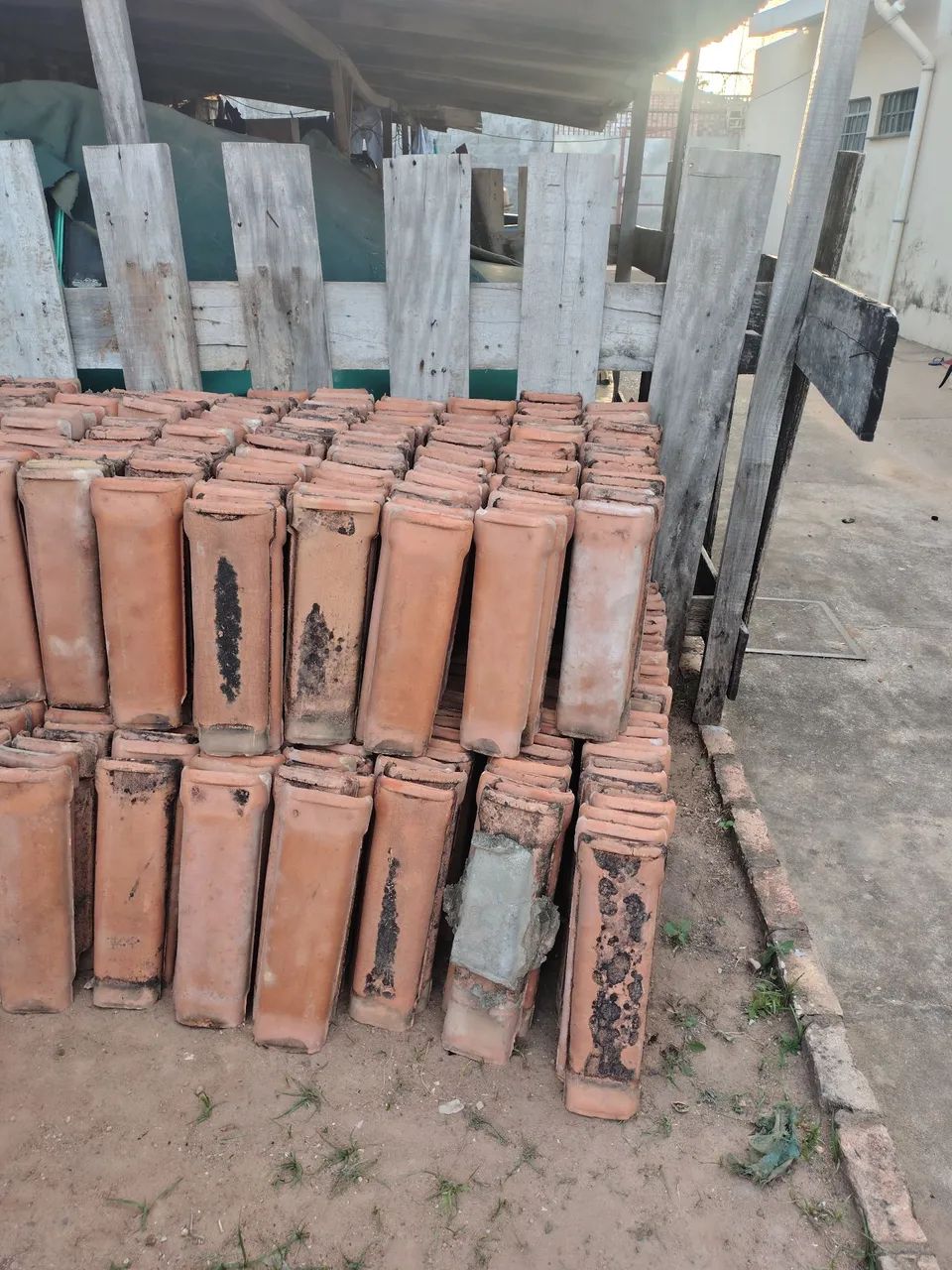 Telhas de barro usadas R$2 - Foto 4