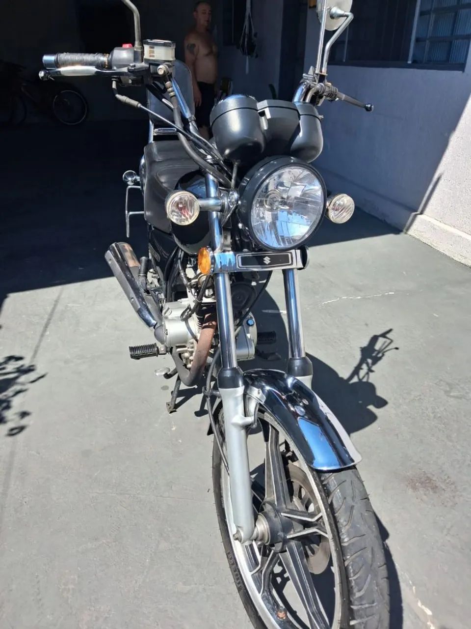Suzuki Intruder - Foto 2