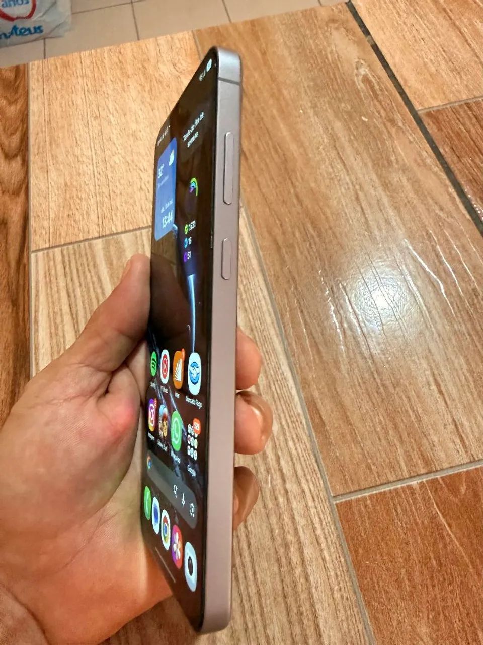 Galaxy S25 FE 128G/8 RAM - Foto 2