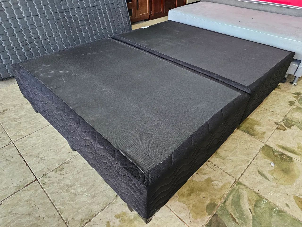 Cama box queen usada Molas bonnel  - Foto 5
