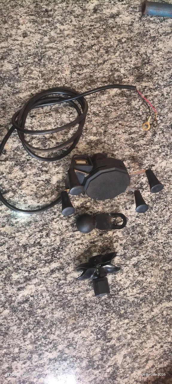 Suporte celular com carregador 