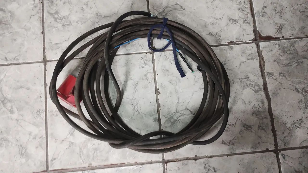 Tomada industrial  - Foto 3