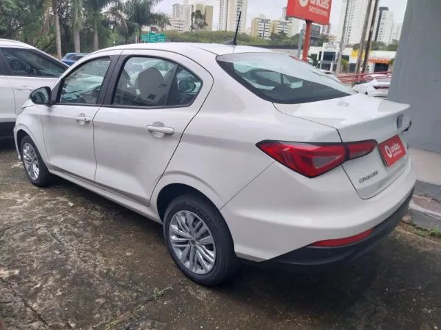 Fiat Cronos Drive 1.3 8V Flex Aut. 2025 - Foto 3