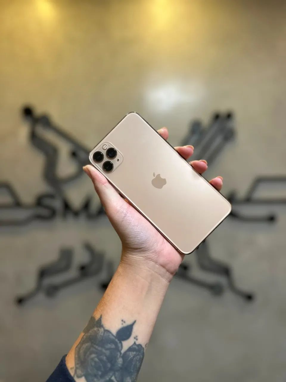 iPhone 11 Pro Max Gold 256GB (Nota e 3 meses de garantia)