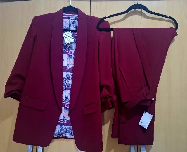 Conjunto Alfaiataria Unique (Blazer + Calça)  - Novo 
