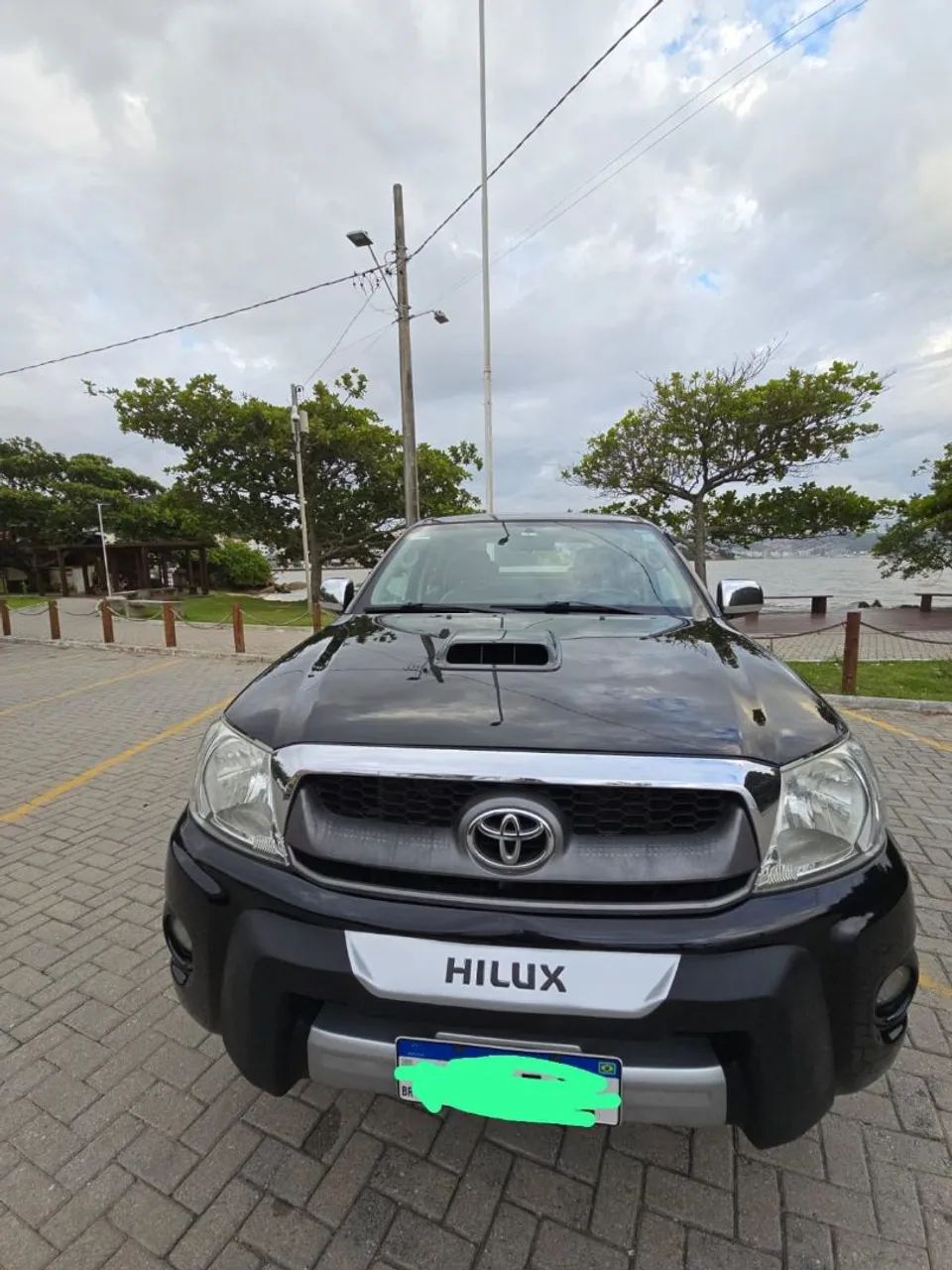Toyota Hilux 2011