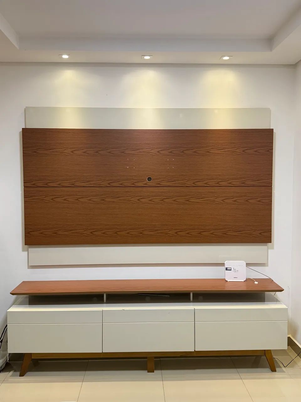 Rack com painel para sala 