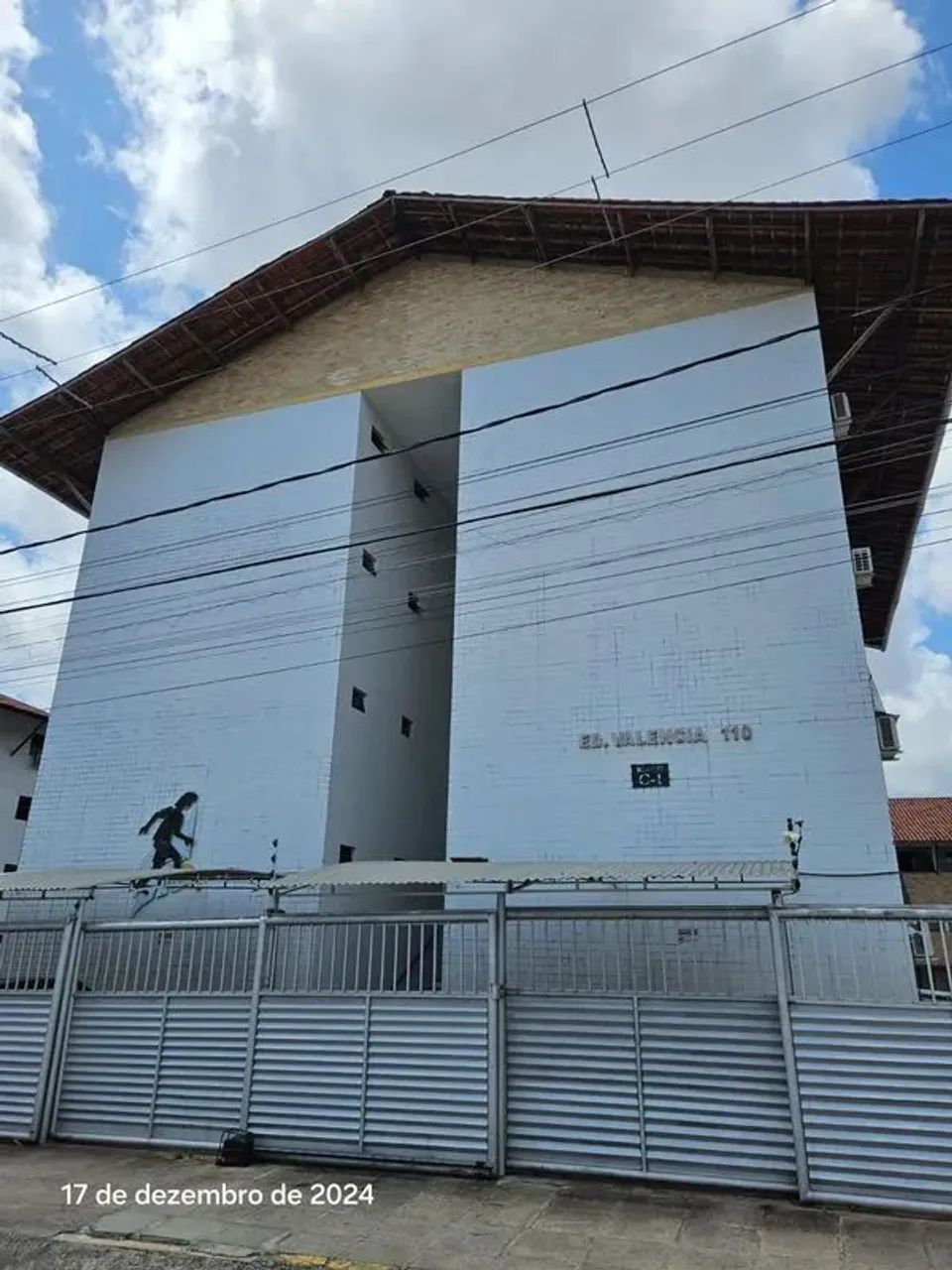 Apartamento com 2 Quarto(s) e 1 banheiro(s) para Alugar, 50 m² por R$ 899 / Mês