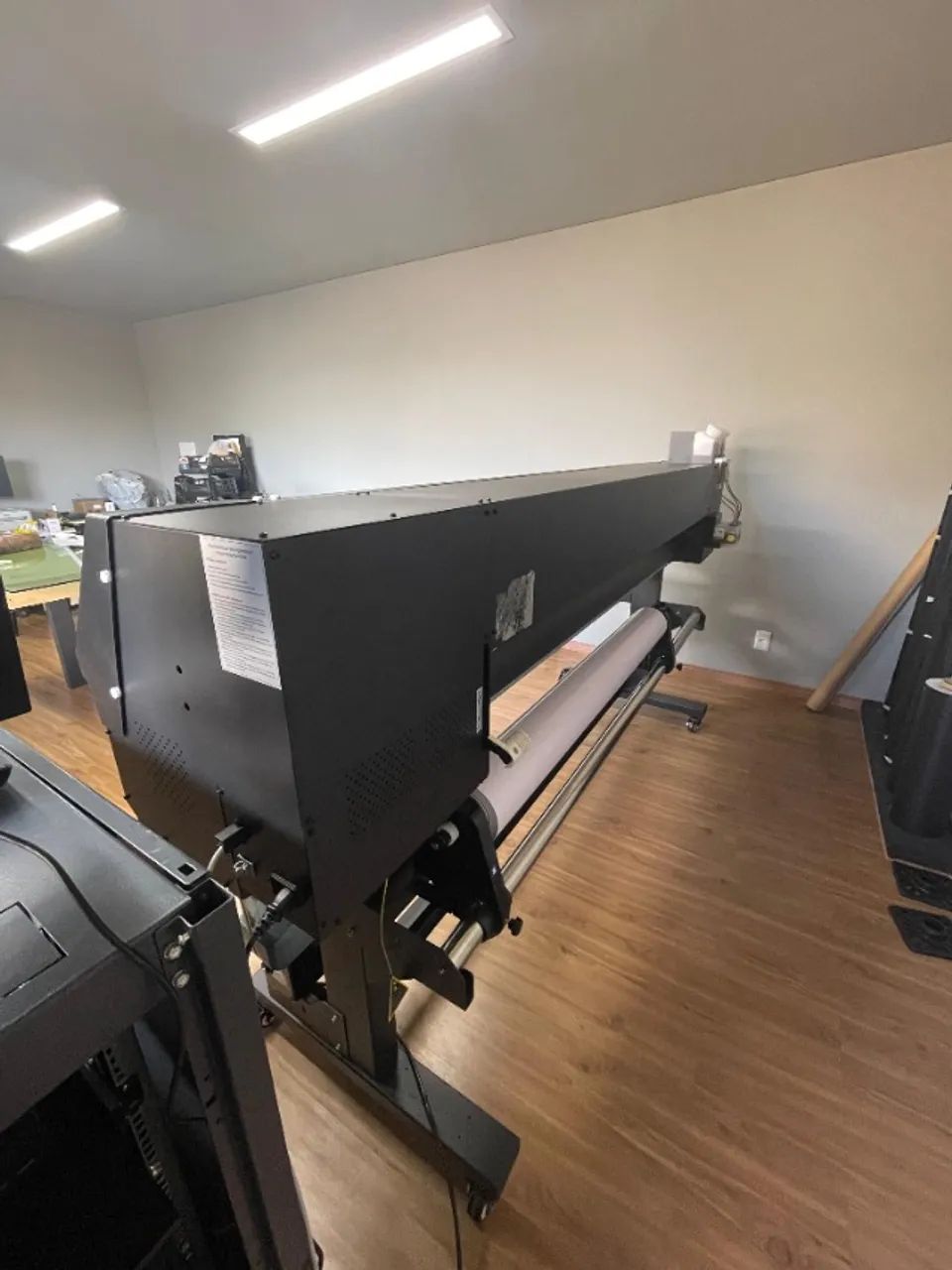 Plotter de Impressão Profissional + Recorte - Estrutura Completa - Foto 2