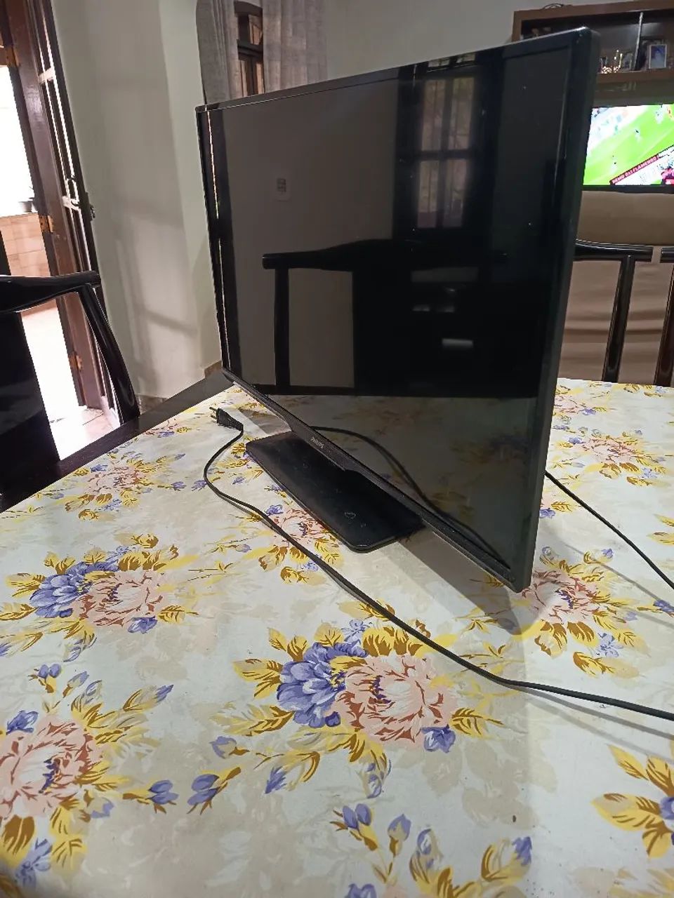 TV Philips 32 polegadas - não é SMART - Foto 4