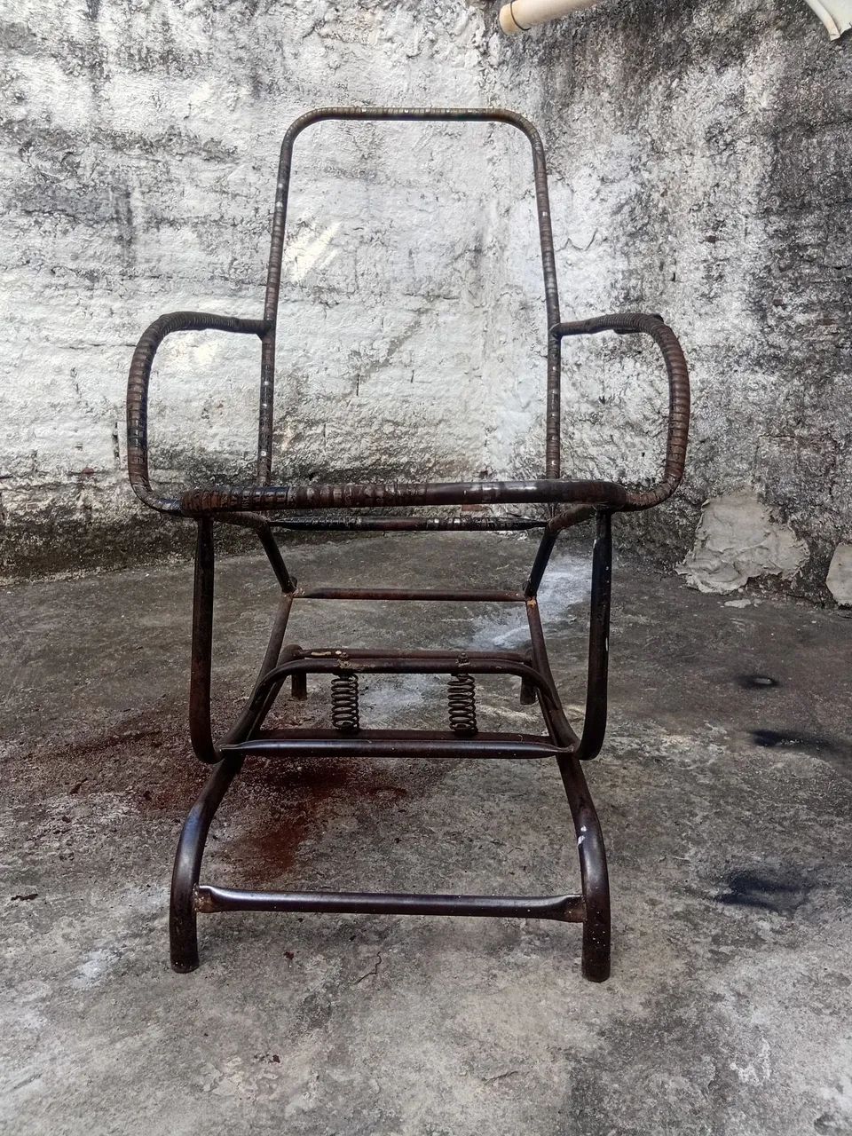 Manutenção de cadeira de balanço 
