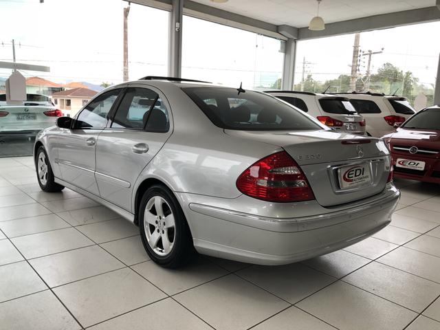 Mercedes-Bens E 320 ano 2004 impecável - Foto 2