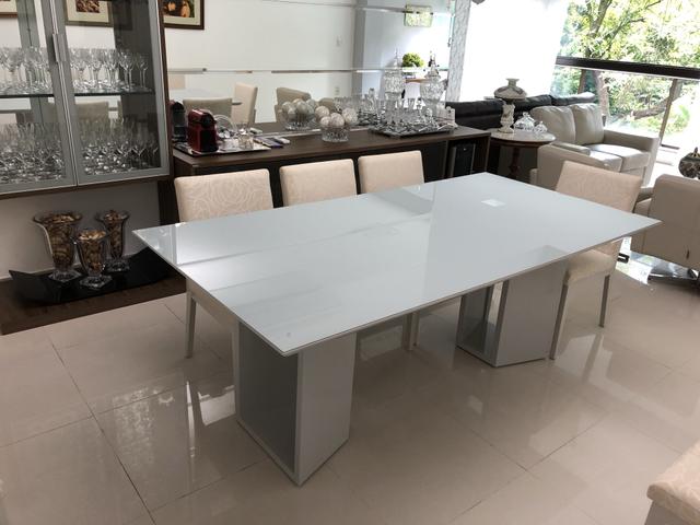 Mesa retangular em laca branca 2m x 1m com 8 cadeiras - Foto 2