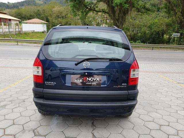 GM Zafira Elite 2005 Automática 2.0 8v Couro Airbag ABS Piloto Automático - Foto 3