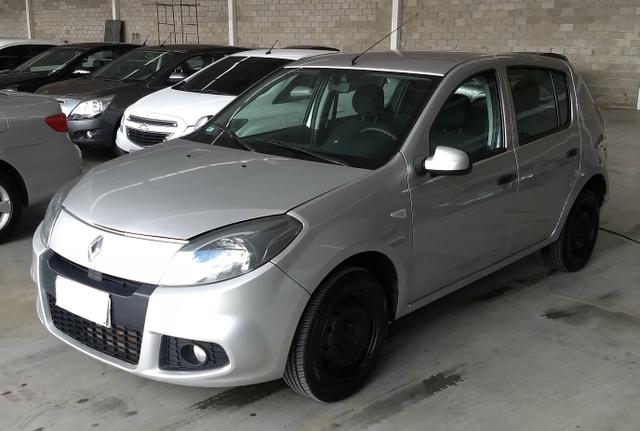 Renault Sandero 1.0 expression ano 2014 - Foto 3