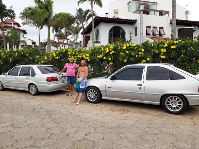 Rodas 15 com pneus novos , R$1.650,00