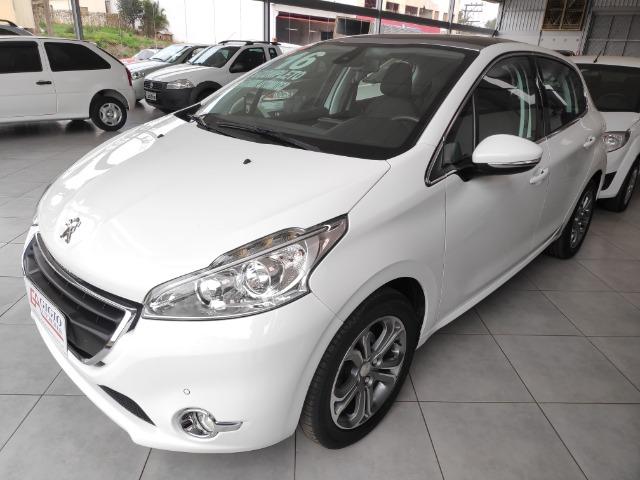 208 Griffe 1.6 Automático (32 mil km)