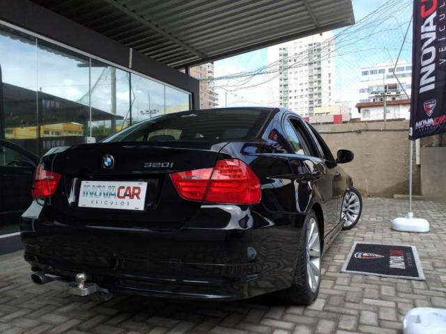 BMW 320i - Foto 5