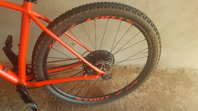 MTB specialized aro 29 quadro alumínio 19 rockhopper pro - Foto 3