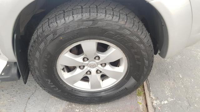 Toyota Hilux CD Srv D4-D 4x4 3.0 Tdi Diesel Automtica 2011 - Foto 10