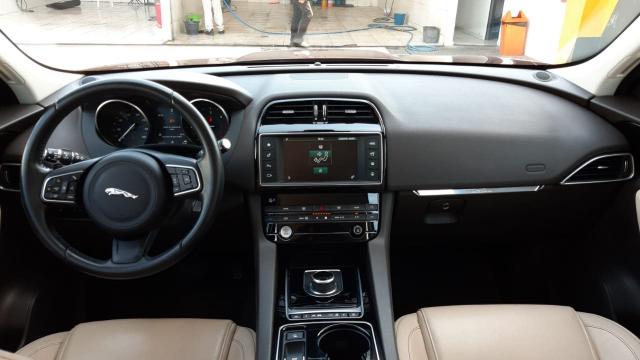 F-PACE 2016/2017 2.0 16V TURBO DIESEL PRESTIGE AWD 4P AUTOMÁTICO - Foto 6