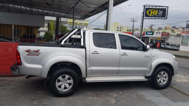 Toyota Hilux CD Srv D4-D 4x4 3.0 Tdi Diesel Automtica 2011 - Foto 3